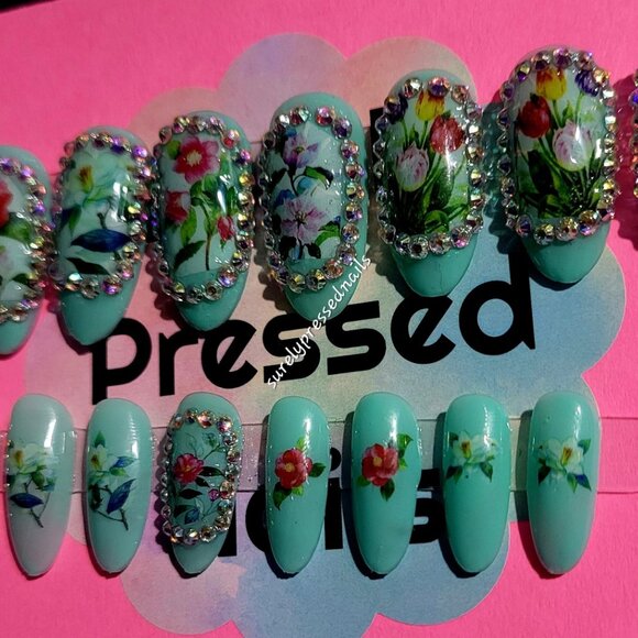Green Mint Floral Rhinestone Oval Press on Nails - Picture 3 of 3